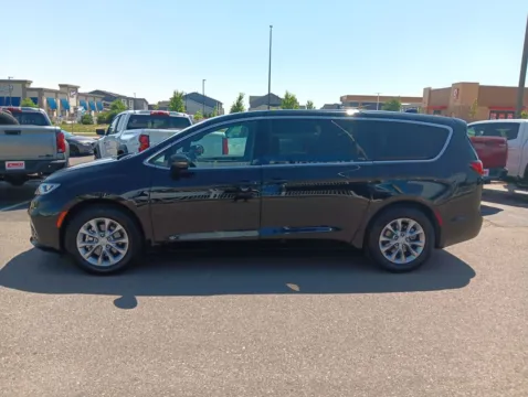 Photos of 2026 Chrysler Pacifica Limited for sale in Lakewood, CO at Emich Chevrolet