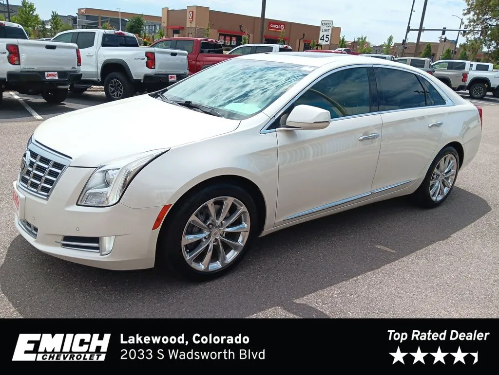 White 2014 Cadillac XTS Premium for sale in Lakewood, CO
