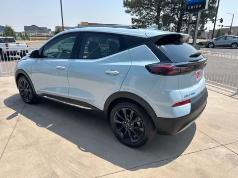 Another view of 2022 Chevrolet Bolt EUV Premier for sale in Lakewood, CO at Emich Chevrolet