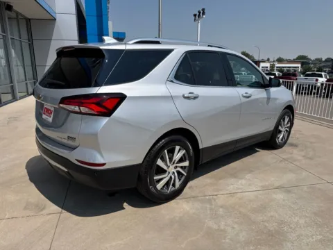 More photos of 2022 Chevrolet Equinox Premier at Emich Chevrolet, CO