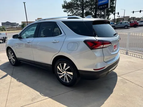 Another view of 2022 Chevrolet Equinox Premier for sale in Lakewood, CO at Emich Chevrolet