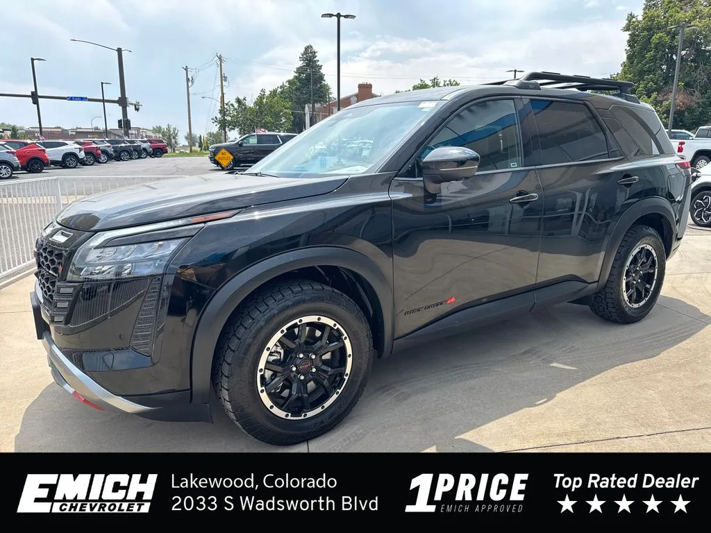 Black 2026 Nissan Pathfinder Rock Creek for sale in Lakewood, CO