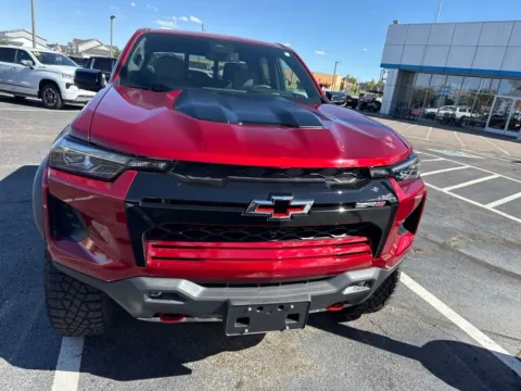 Photos of 2026 Chevrolet Colorado ZR2 for sale in Lakewood, CO at Emich Chevrolet