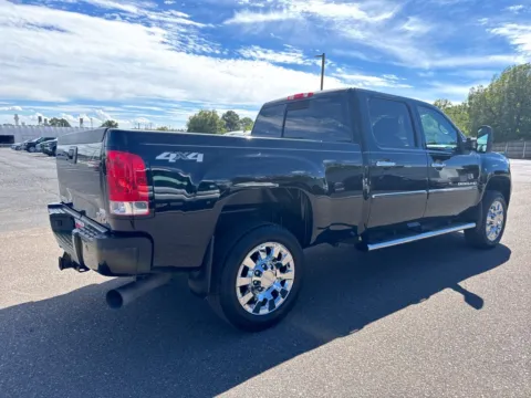 More photos of 2013 GMC Sierra 3500 HD Denali at Emich Chevrolet, CO