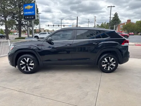 Photos of 2020 Volkswagen Atlas Cross Sport 2.0T SE for sale in Lakewood, CO at Emich Chevrolet