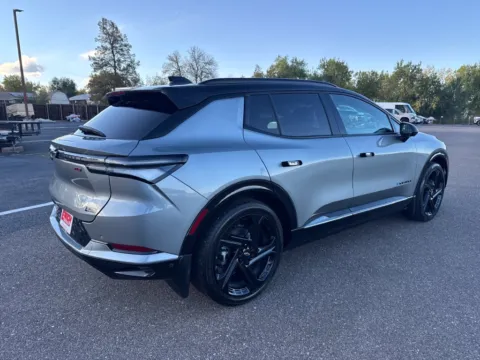 More photos of 2024 Chevrolet Equinox EV RS at Emich Chevrolet, CO
