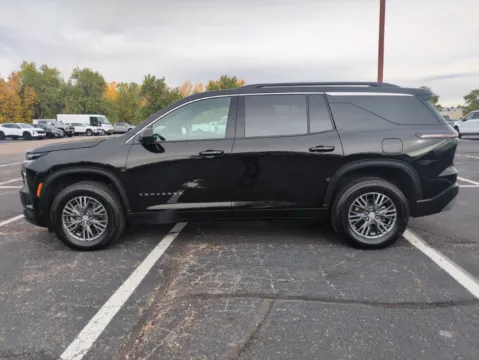 Photos of 2026 Chevrolet Traverse LT for sale in Lakewood, CO at Emich Chevrolet