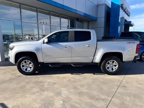Photos of 2018 Chevrolet Colorado LT for sale in Lakewood, CO at Emich Chevrolet