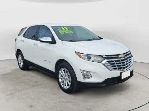 Another view of 2019 CHEVROLET EQUINOX LS for sale in Kansas City, MO at AutoZoom