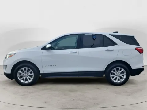 More photos of 2019 CHEVROLET EQUINOX LS at AutoZoom, MO