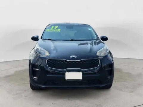Photos of 2019 KIA SPORTAGE LX for sale in Kansas City, MO at AutoZoom