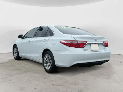 More photos of 2016 TOYOTA CAMRY SE; LE; XLE; X SE; LE; XLE; XSE at AutoZoom, MO