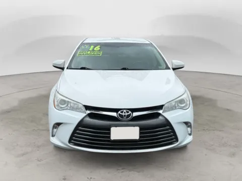 Photos of 2016 TOYOTA CAMRY SE; LE; XLE; X SE; LE; XLE; XSE for sale in Kansas City, MO at AutoZoom