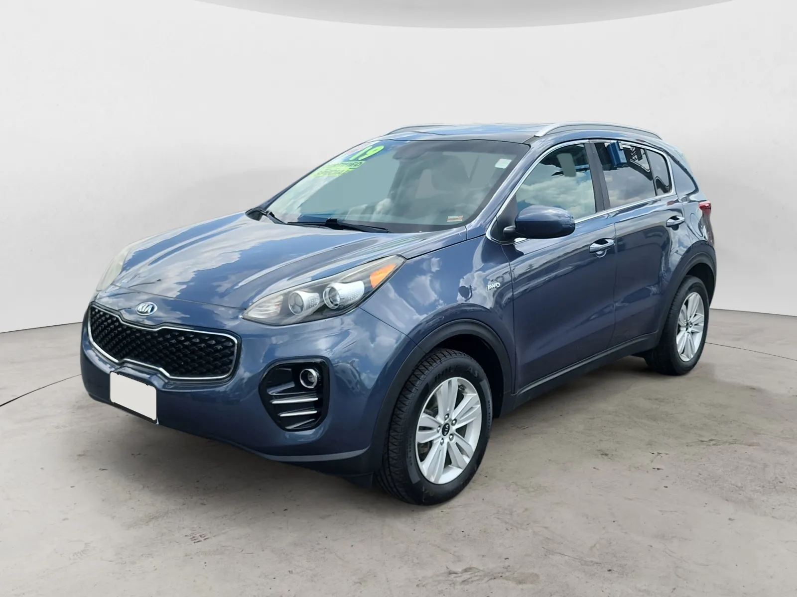 Blue 2019 KIA SPORTAGE LX for sale in Kansas City, MO