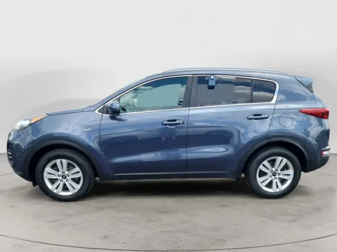 More photos of 2019 KIA SPORTAGE LX at AutoZoom, MO
