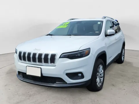 White 2019 JEEP CHEROKEE LATITUDE; N LATITUDE; NORTH for sale in Kansas City, MO