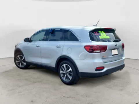 More photos of 2020 KIA SORENTO LX; L at AutoZoom, MO