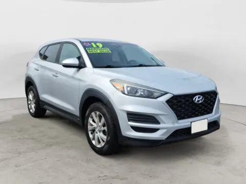 Another view of 2019 HYUNDAI TUCSON SE for sale in Kansas City, MO at AutoZoom