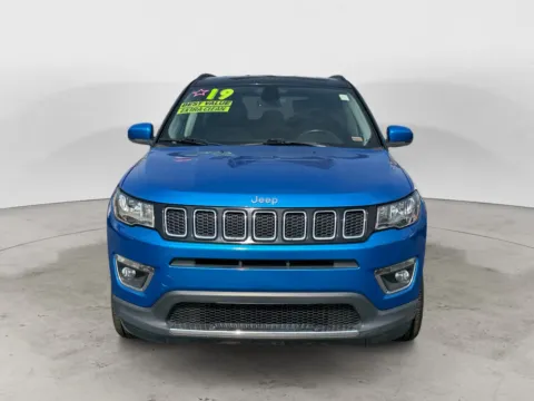 Photos of 2019 JEEP COMPASS LIMITED for sale in Kansas City, MO at AutoZoom