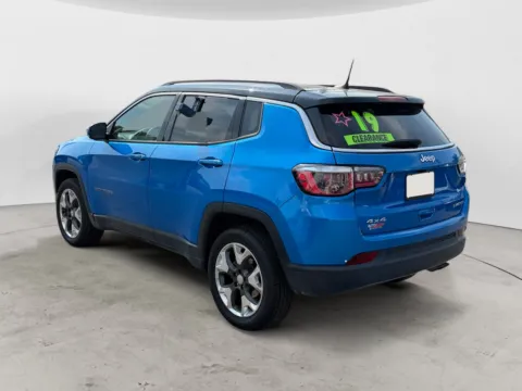 More photos of 2019 JEEP COMPASS LIMITED at AutoZoom, MO