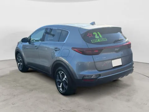 More photos of 2021 KIA SPORTAGE LX at AutoZoom, MO