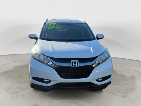Photos of 2017 HONDA HR-V EX-L for sale in Kansas City, MO at AutoZoom