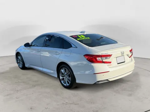 More photos of 2018 HONDA ACCORD LX at AutoZoom, MO