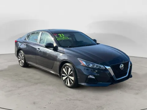 Another view of 2021 NISSAN ALTIMA 2.5 SV for sale in Kansas City, MO at AutoZoom