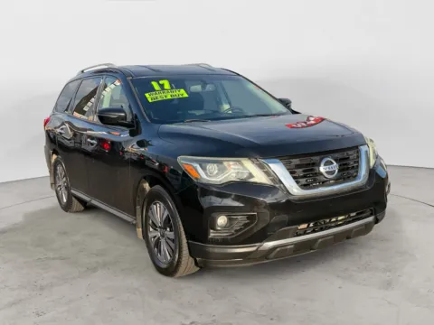 Another view of 2017 NISSAN PATHFINDER S; SL; PL S; SL; PLATINUM; SV for sale in Kansas City, MO at AutoZoom