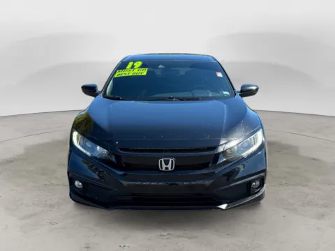 Photos of 2019 HONDA CIVIC SPORT for sale in Kansas City, MO at AutoZoom