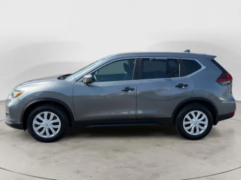 More photos of 2018 NISSAN ROGUE S; SL; SV at AutoZoom, MO
