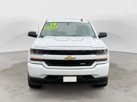 Photos of 2018 CHEVROLET SILVERADO CUSTOM for sale in Kansas City, MO at AutoZoom