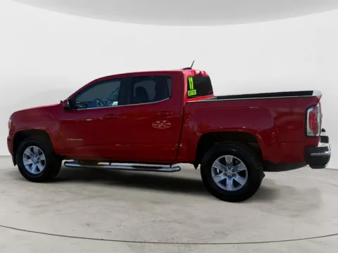 More photos of 2017 GMC CANYON SLE at AutoZoom, MO