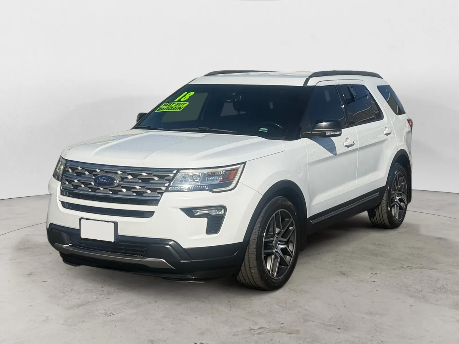 White 2018 FORD EXPLORER XLT for sale in Kansas City, MO