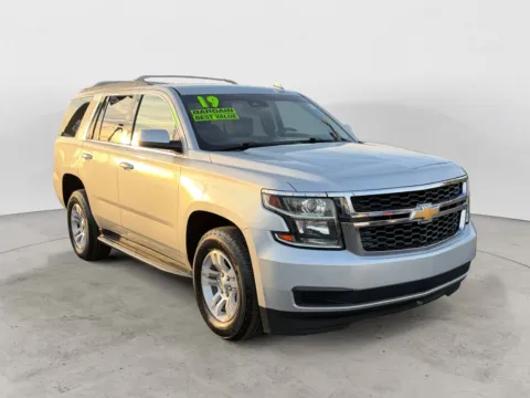 Another view of 2019 CHEVROLET TAHOE LT for sale in Kansas City, MO at AutoZoom