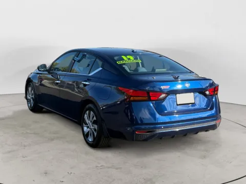 More photos of 2019 NISSAN ALTIMA 2.5 S at AutoZoom, MO