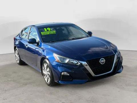 Another view of 2019 NISSAN ALTIMA 2.5 S for sale in Kansas City, MO at AutoZoom