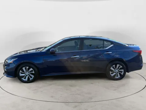 More photos of 2019 NISSAN ALTIMA 2.5 S at AutoZoom, MO