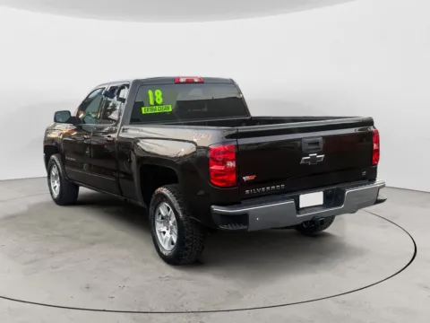 More photos of 2018 CHEVROLET SILVERADO LT at AutoZoom, MO