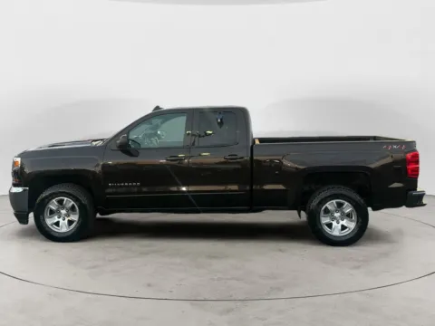 More photos of 2018 CHEVROLET SILVERADO LT at AutoZoom, MO