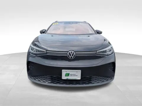 Photos of 2023 Volkswagen ID.4 Pro for sale in Farmington, NY at Electric Car Corner