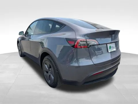 More photos of 2023 Tesla Model Y Long Range at Electric Car Corner, NY