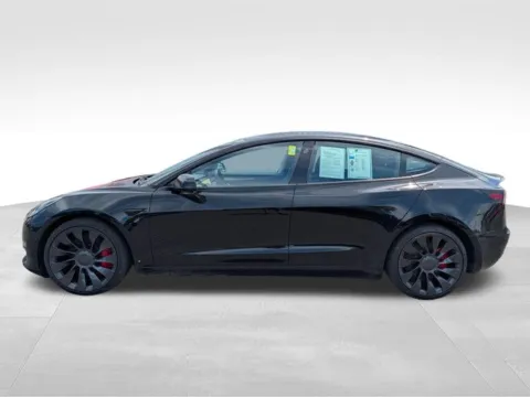 More photos of 2022 Tesla Model 3 Performance at Electric Car Corner, NY