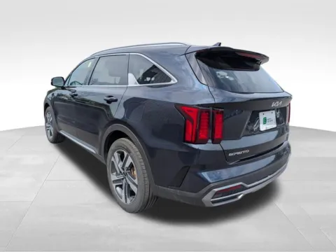 More photos of 2023 Kia Sorento Hybrid EX at Electric Car Corner, NY