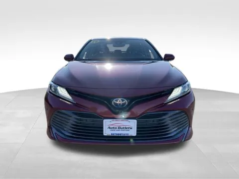 Photos of 2019 Toyota Camry Hybrid XLE for sale in Farmington, NY at Electric Car Corner