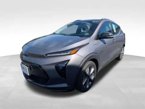 Another view of 2022 Chevrolet Bolt EUV LT for sale in Farmington, NY at Electric Car Corner