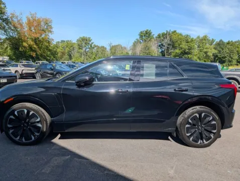 More photos of 2024 Chevrolet Blazer EV RS at Electric Car Corner, NY