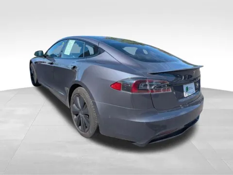 More photos of 2021 Tesla Model S Plaid at Electric Car Corner, NY