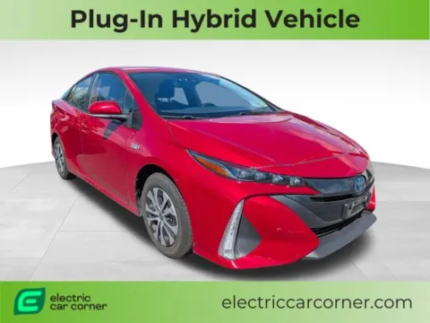 Red 2022 Toyota Prius Prime XLE for sale in Farmington, NY