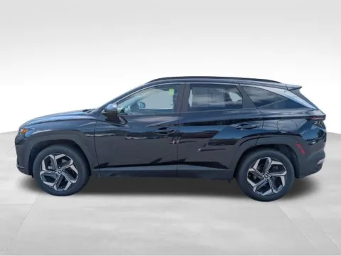 More photos of 2023 Hyundai Tucson Plug-In Hybrid SEL at Electric Car Corner, NY